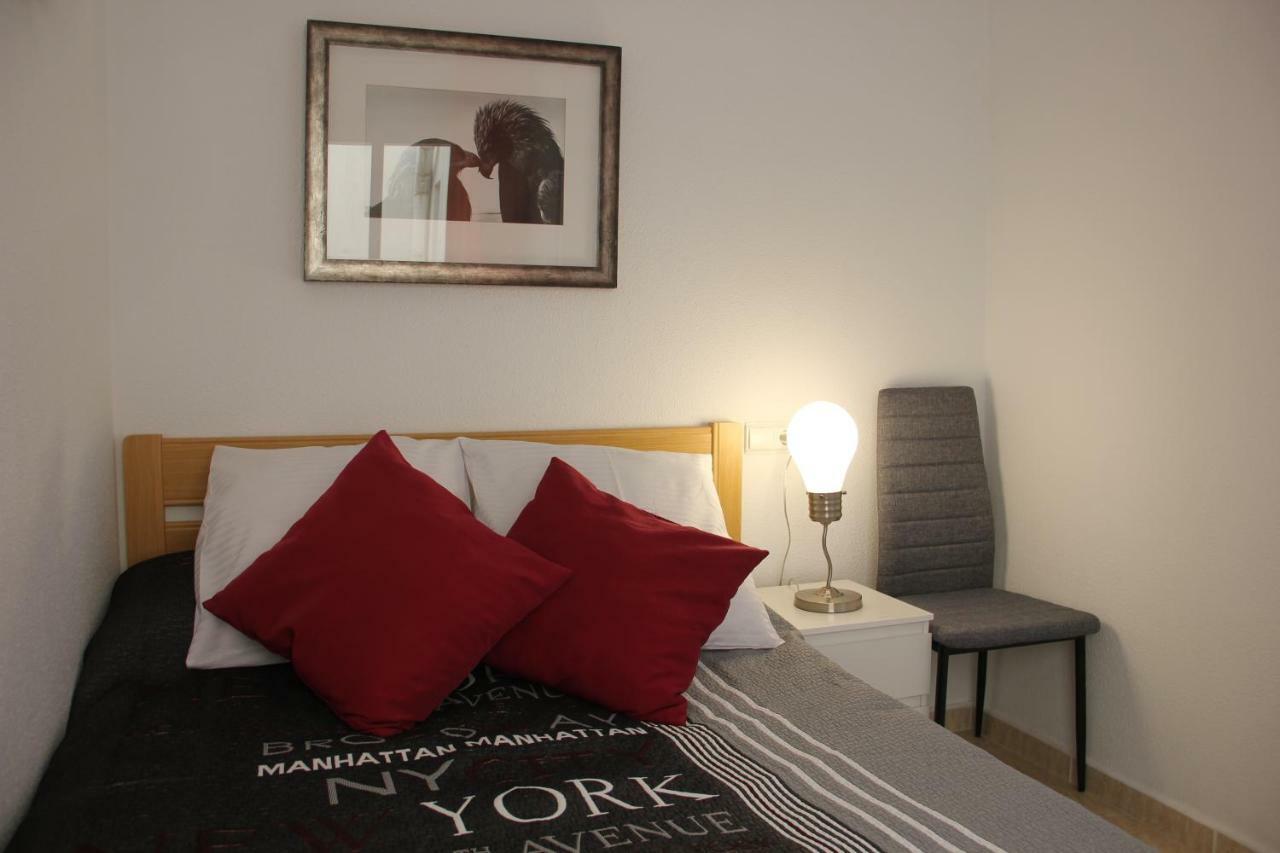 Palacio Del Mar, Beach, Sea View, Pool Apartment ตอร์เรเวียคา ภายนอก รูปภาพ