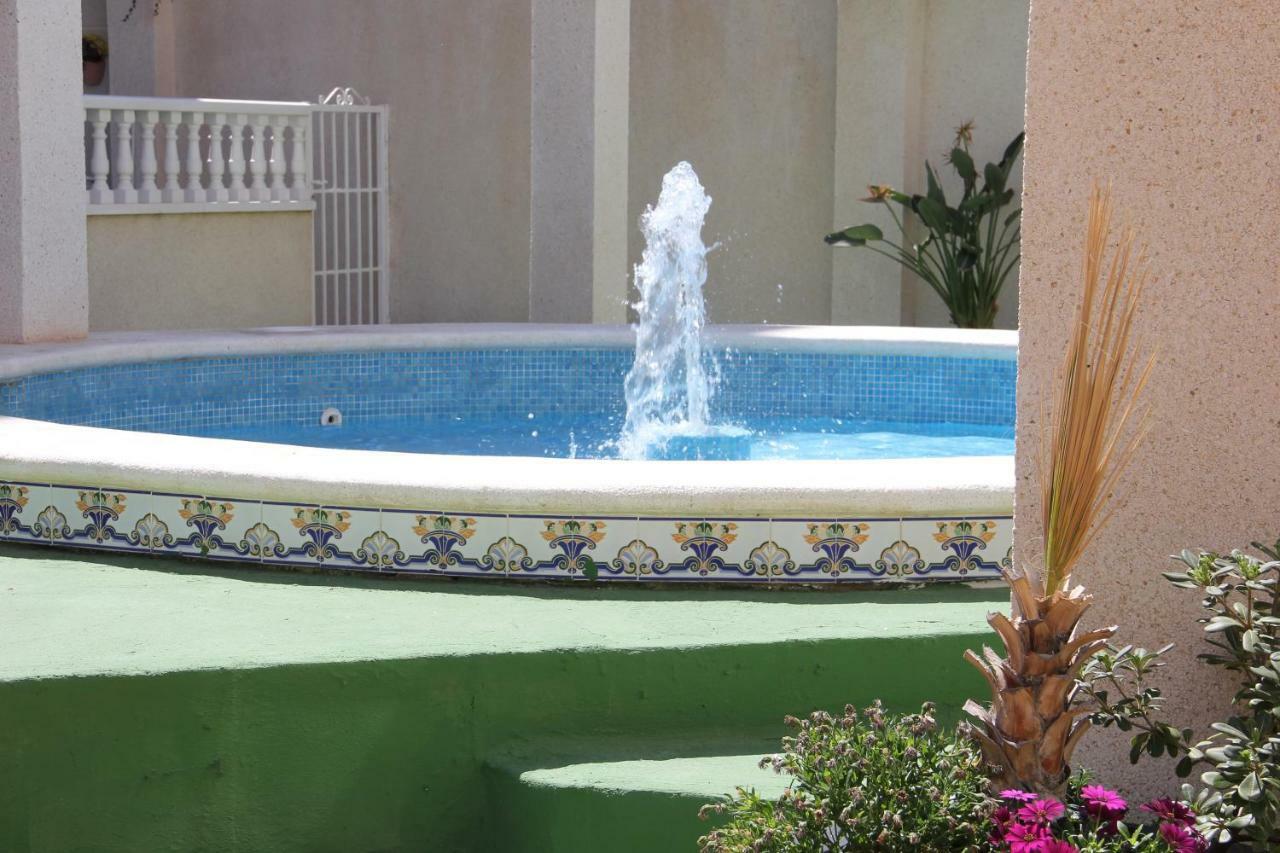 Palacio Del Mar, Beach, Sea View, Pool Apartment ตอร์เรเวียคา ภายนอก รูปภาพ
